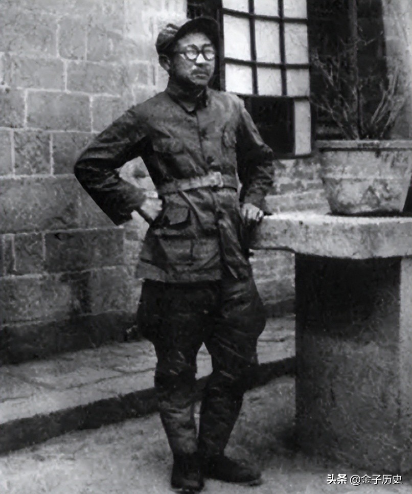 谁来当新四军参谋长？叶挺和项英提名4人，主席却选了另外一人