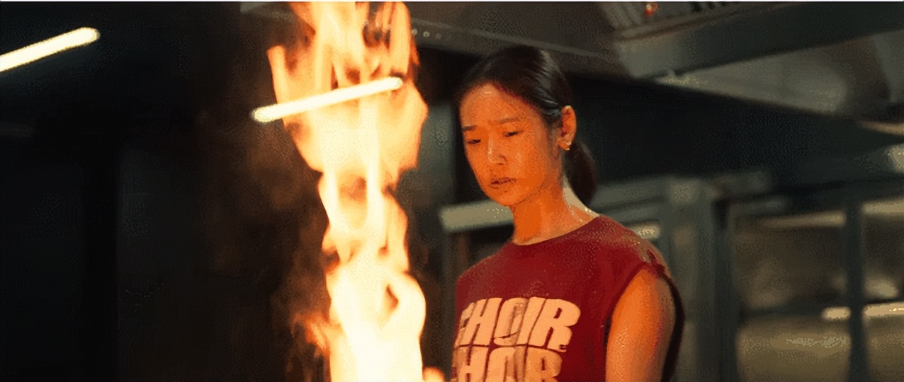 泰国R级电影尺度撕裂!色香味美俱佳揭露残酷现实