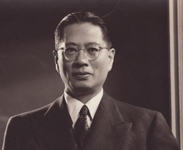 中国第一位留美女性,宋家王朝话事人,为敛财无所不用其极