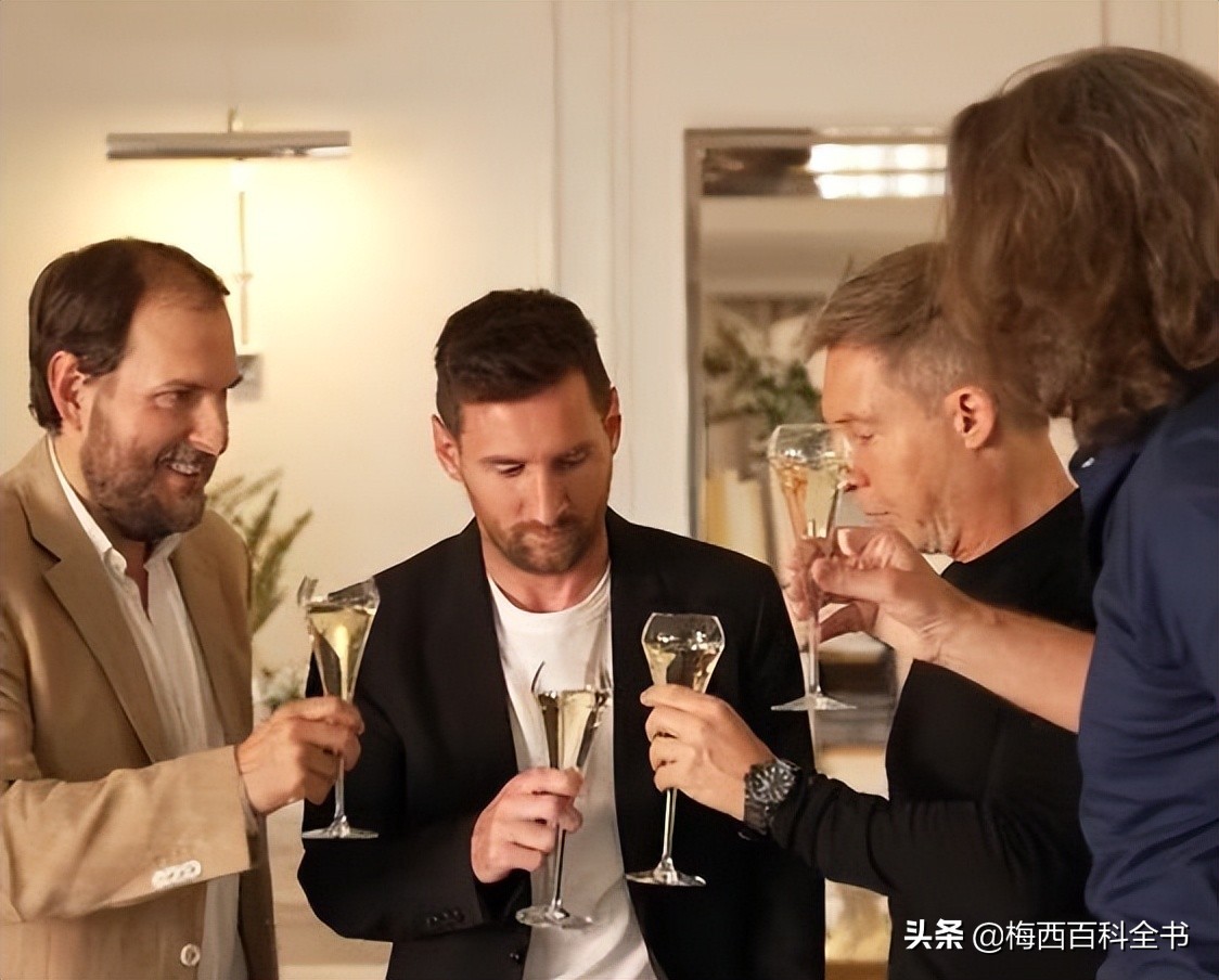 梅西在球场上一动不动,梅西场上不动名场面