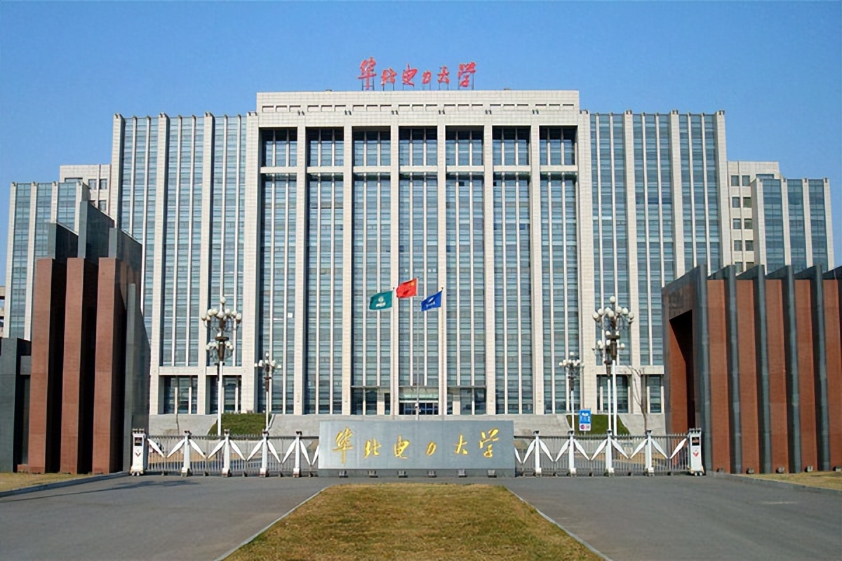 这6所大学被誉为行业“黄埔军校”！一直被低估，比985更容易考