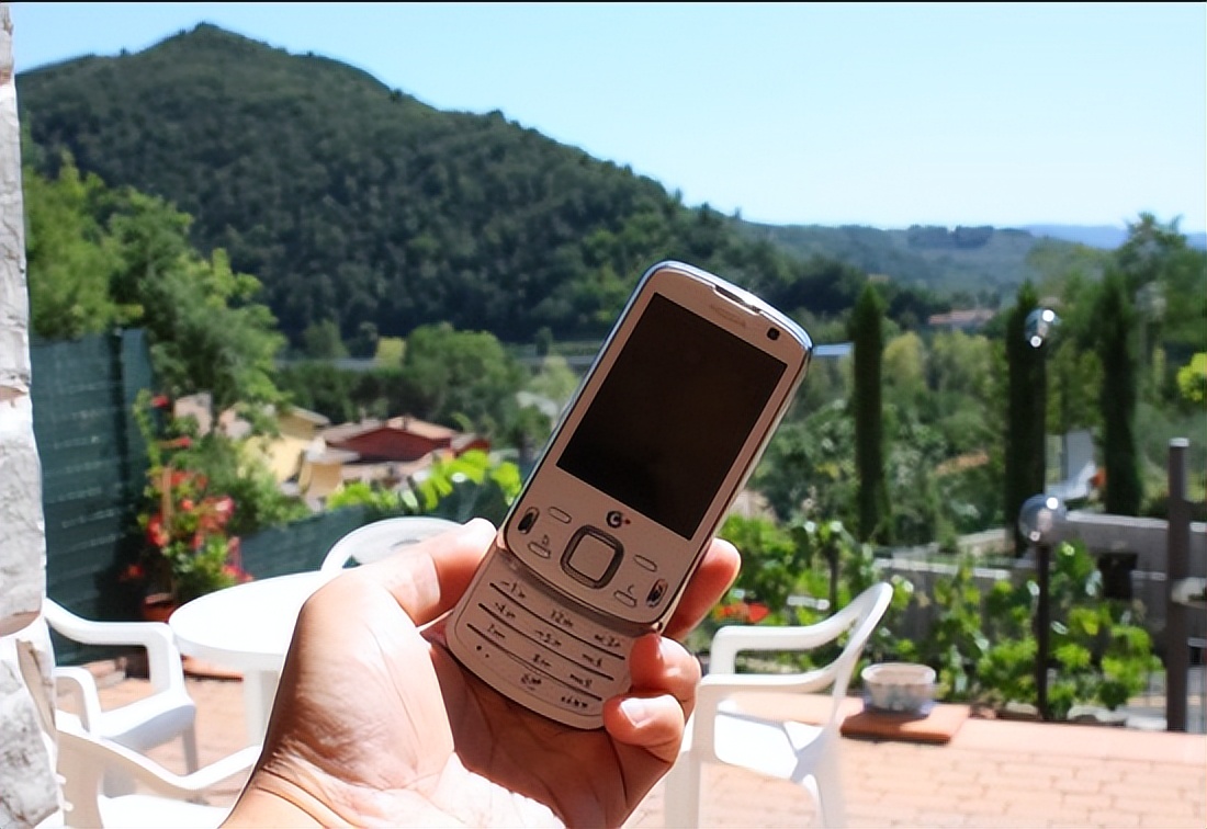 一欧元在荷兰买什么,意大利欧元现在多少钱