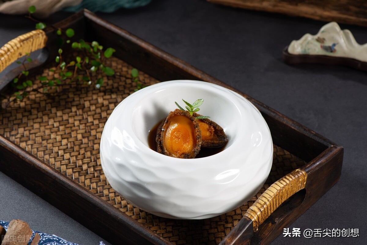 鲍鱼中搭配什么菜好吃呢,鲍鱼搭配推荐菜品有哪些