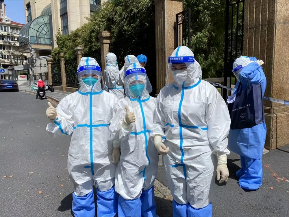 为更好的做好疫情防控，上海美莱加强院内卫生防护