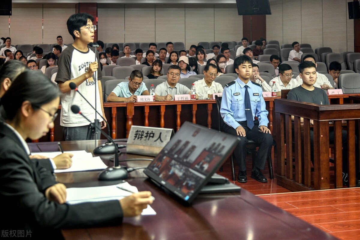 法律义务与道德的关系,道德的义务与法律的关系