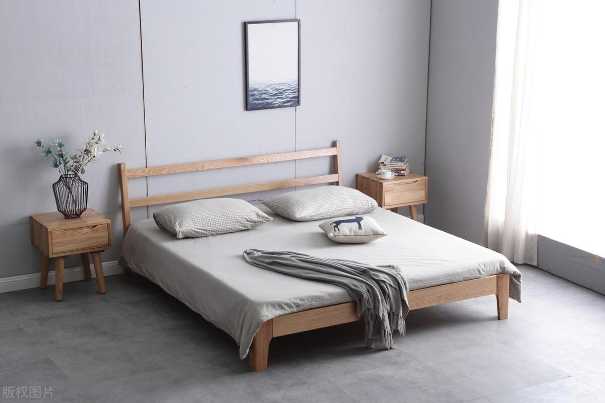 卧室床选2米长还是2.2米,卧室的床要选高的还是低的