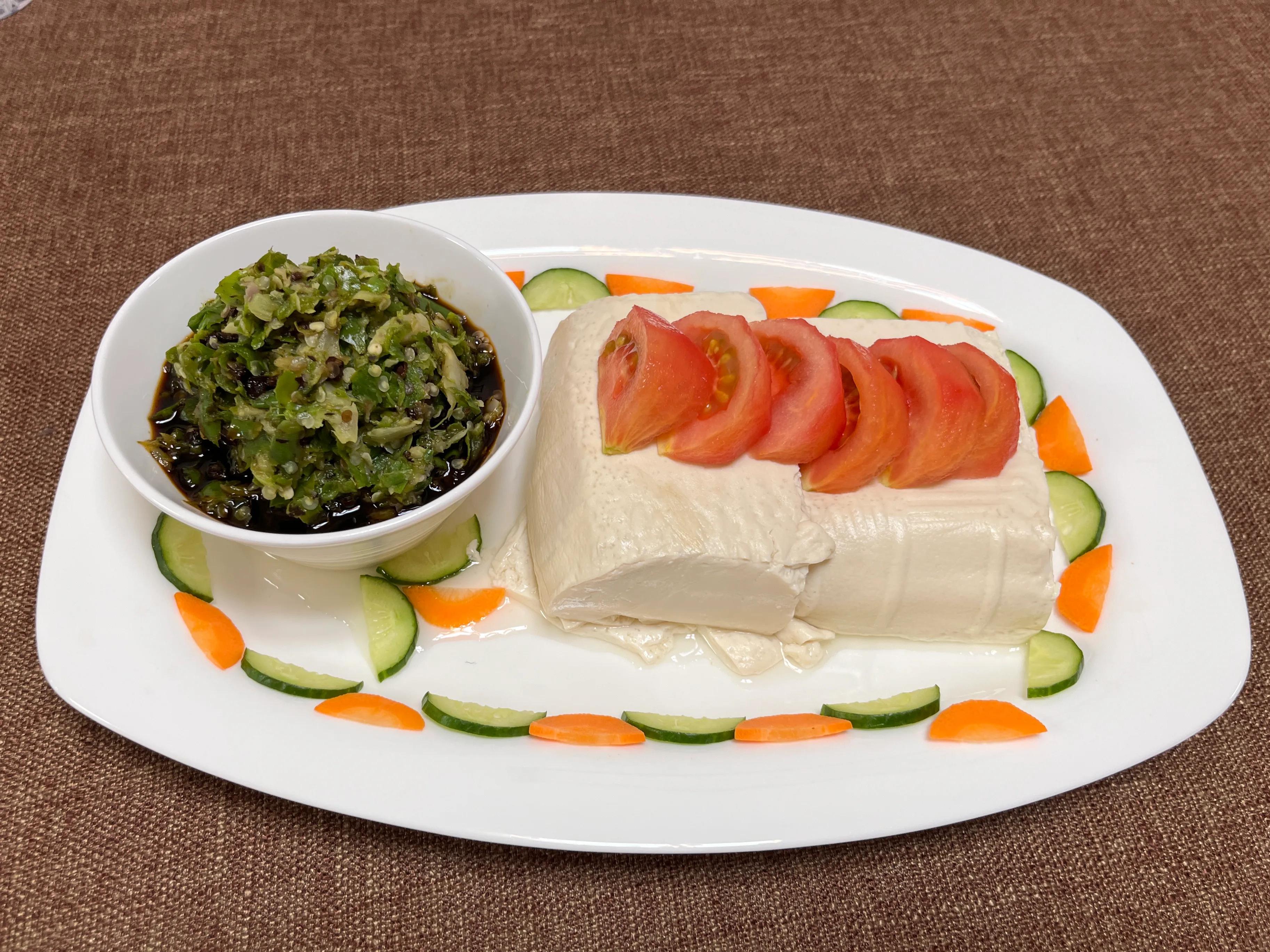 酒糟鱼加煎豆腐做法,鱼头红烧豆腐加辣椒