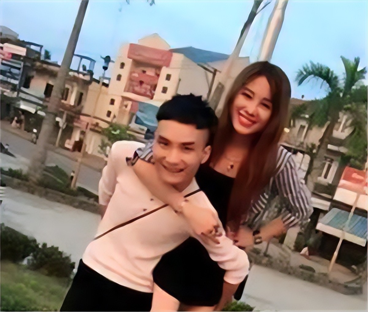 越南白富美嫁中国小伙,越南女孩嫁广东富二代激动哭了