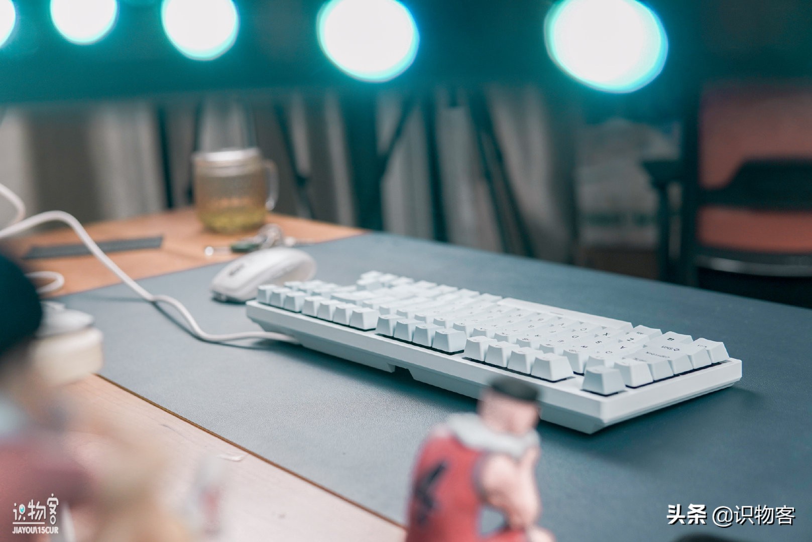 杜伽k320和腹灵mk870哪个好,杜伽k320键盘是无线还是有线的