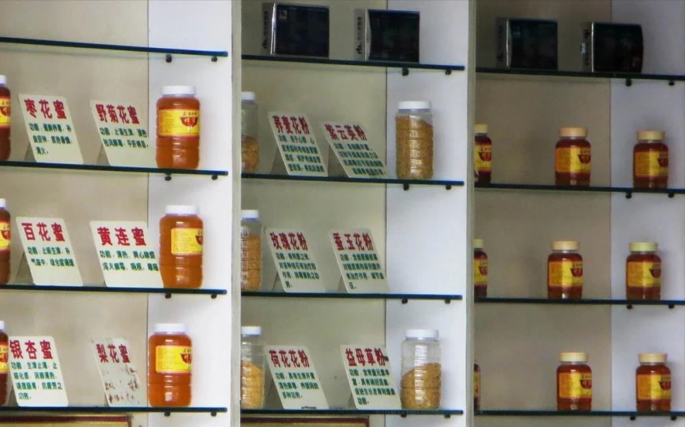 如何区分蜂蜜是纯的还是勾兑的,市场上的假蜂蜜是用什么勾兑的