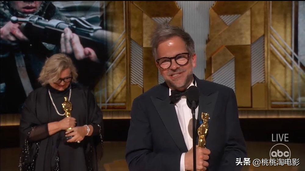 灏忔潕瀛愮粓浜庤幏寰楀ゥ鏂崱褰卞笣,灏忔潕瀛愮粓浜庡緱浜嗗ゥ鏂崱