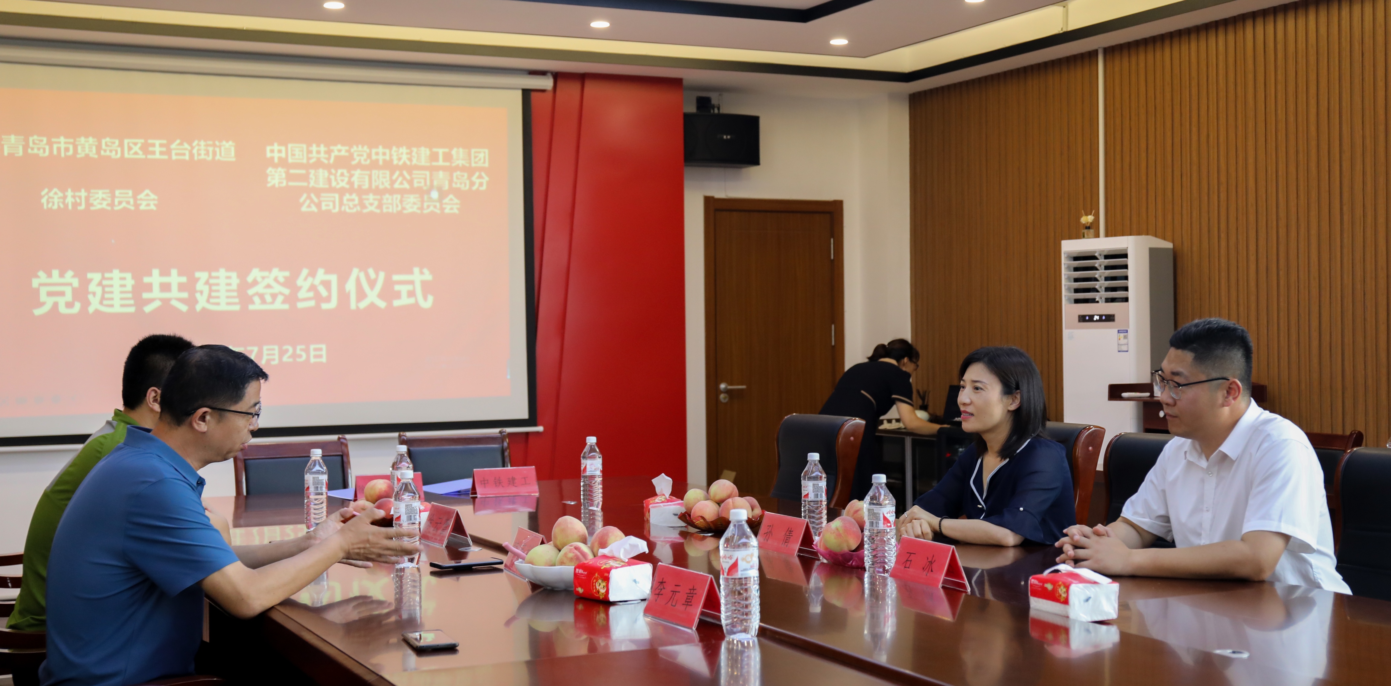 中铁助力乡村,中铁责任担当励志视频