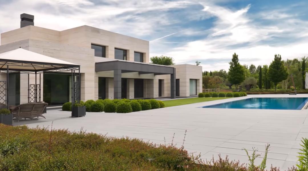 c罗现在的豪华别墅,c罗豪宅豪车纪录片