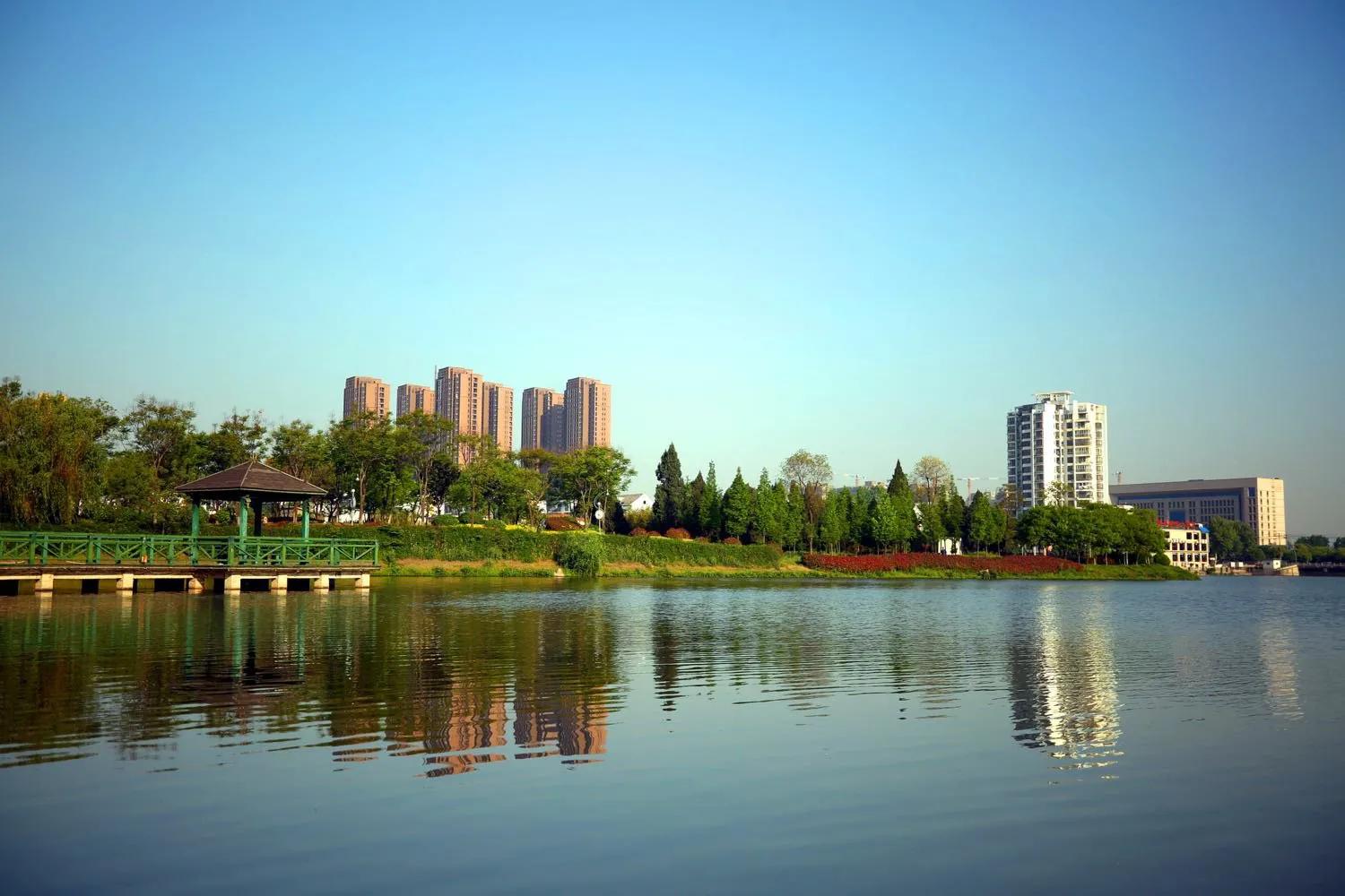 安徽省104个区县人均GDP一览：5地达到发达国家水平，临泉县最后