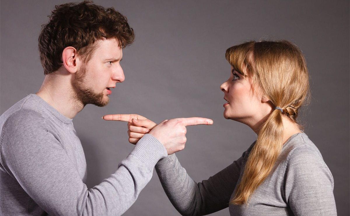 丈夫把工资全上交给母亲离婚,老公工资都交给婆婆妻子提离婚