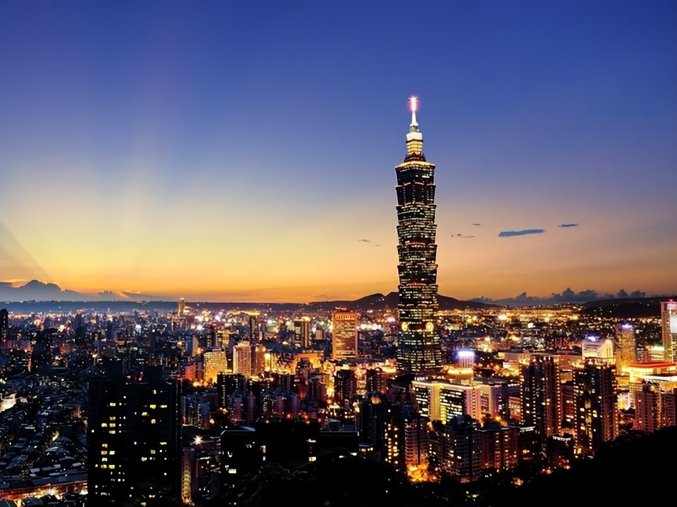 蔡英文身世彻底曝光，父亲是铁杆汉奸，哥哥有日本血统