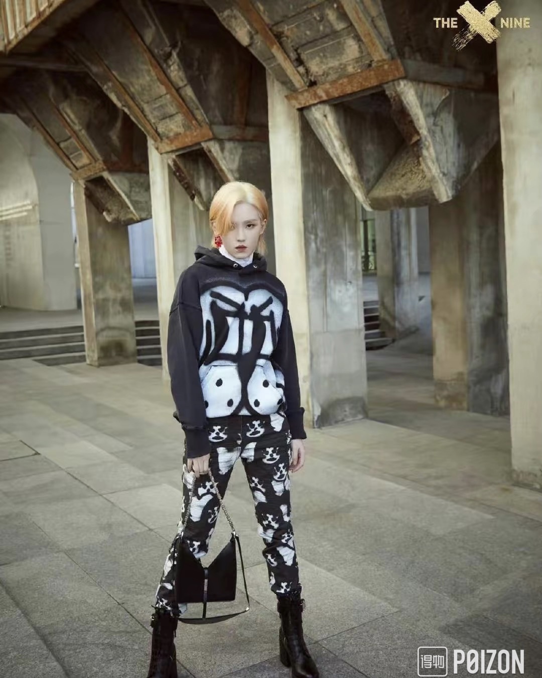 givenchychito联名外套,givenchychito卫衣