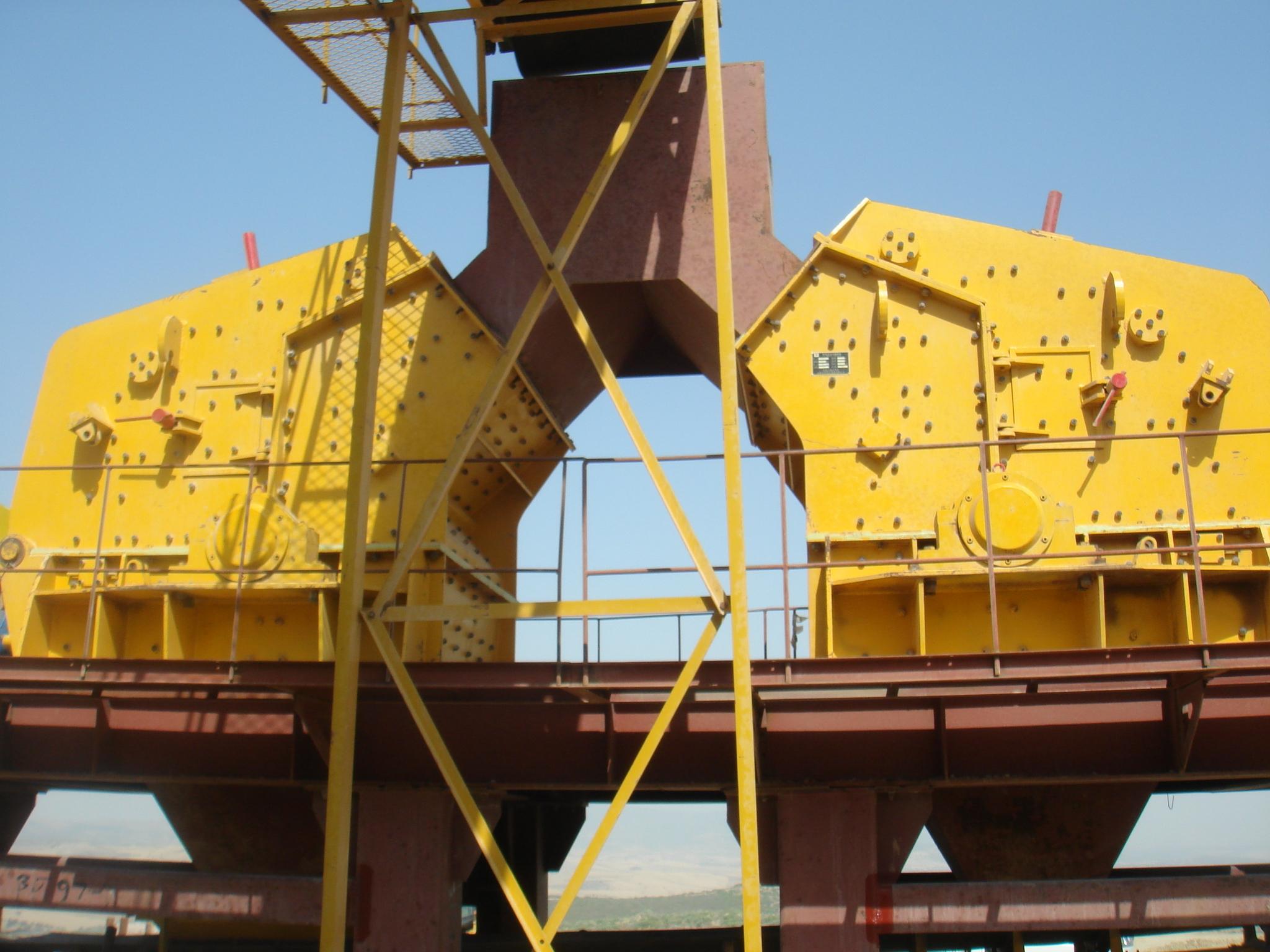 碎石机设备多少钱,碎石机械多少钱