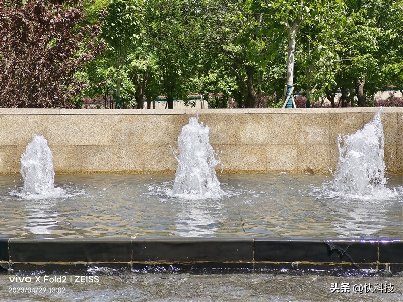 vivoxfold2测评优缺点,全能轻薄和强劲性能