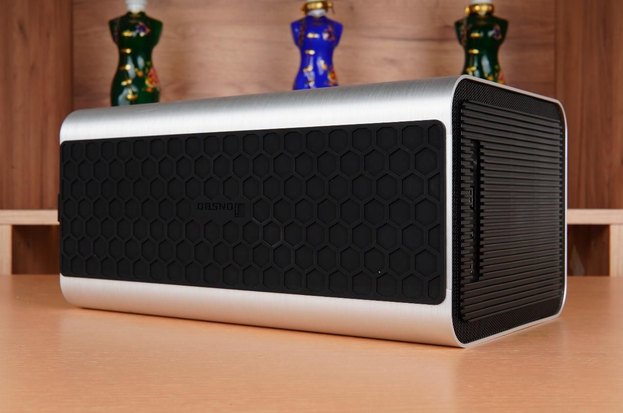 乔思伯v11主机配置推荐,乔思伯v11和v8机箱