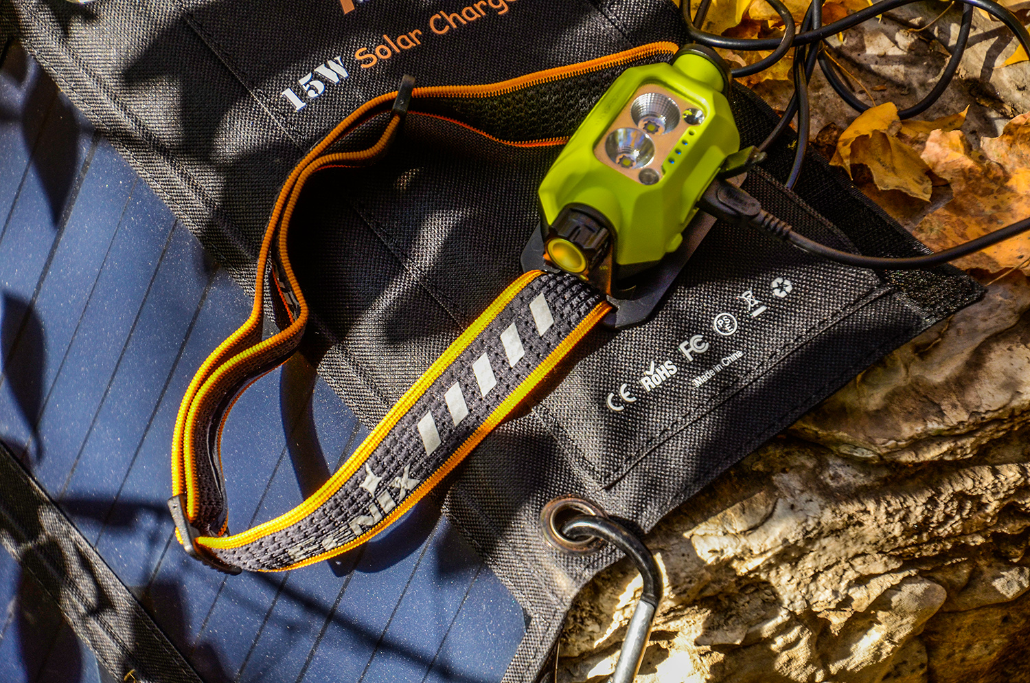 黄白光自由切换两用头灯,泛光和远射一体头灯