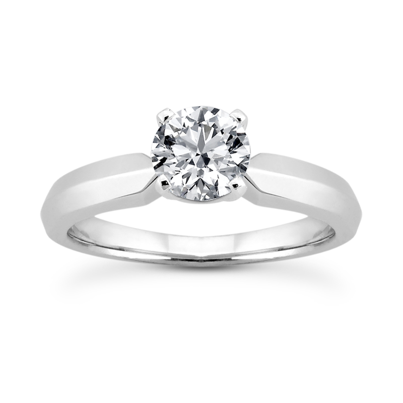 50分的钻戒当铺回收大概多少钱,周大福50分的钻戒大概多少钱