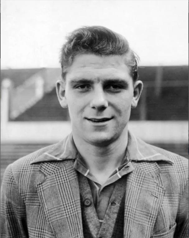 2008年曼联悼念慕尼黑空难,慕尼黑空难后伯纳乌援助曼联