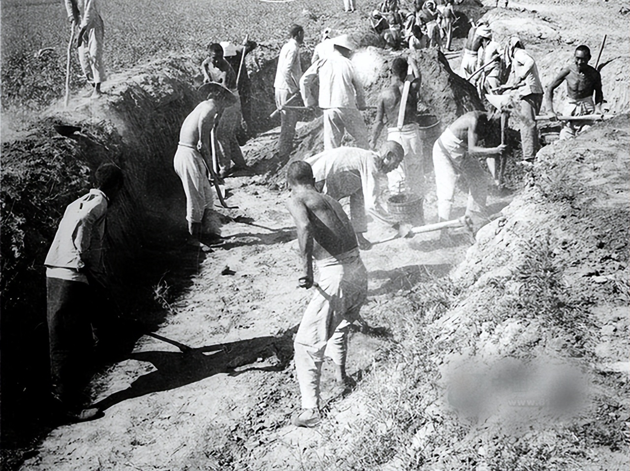 1942年八路军遭受重大损失,1944八路军在华北大规模对日作战