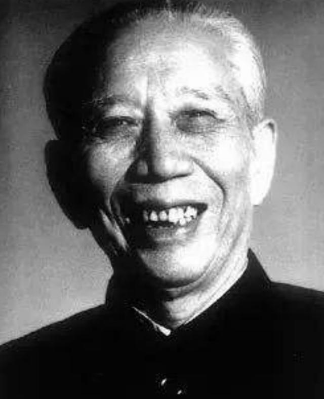 1955年*震王**重病，彭德怀犹豫两天却迟迟不敢批示手术：我没有把握