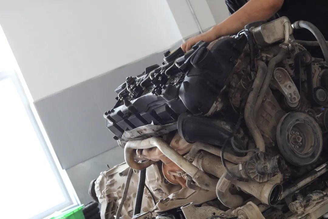 宝马x5翻新全过程,宝马x5老车翻新重庆渝北