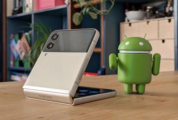 三星折叠屏手机超便宜一代,价格在15000元三星折叠屏手机