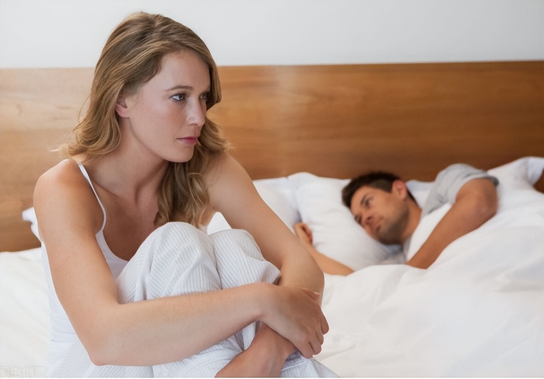 女性长期生理过度有什么现象,女人生理难受有什么表现