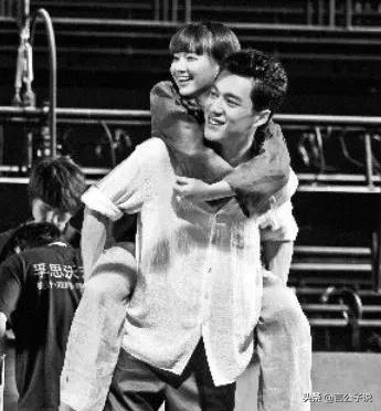 娱乐圈9位大长脸男星,近期很火的男星大长脸