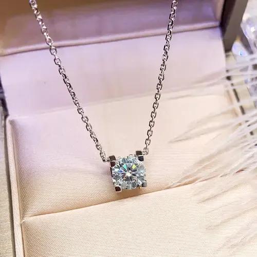 男生送女朋友什么礼物比较用心,高情商男生给女朋友送什么礼物好