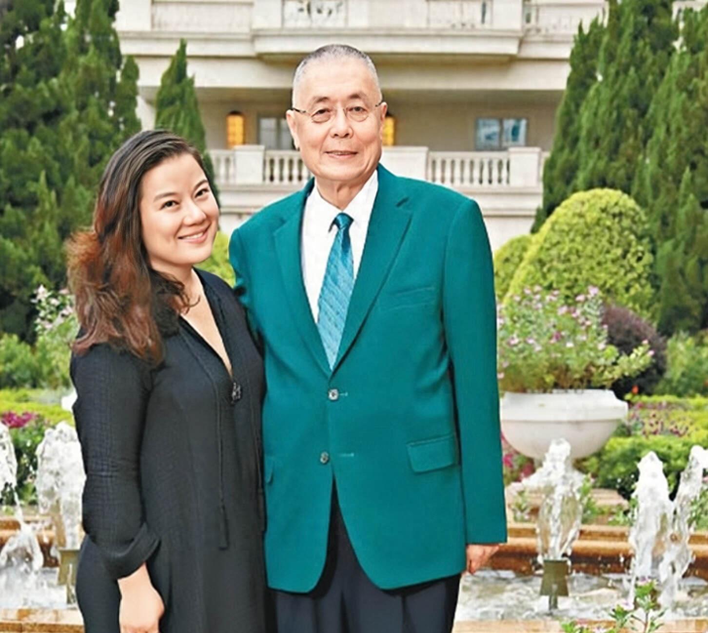 钢琴大师刘诗昆履历介绍,钢琴大师刘诗昆国外演出