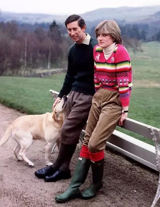 江疏影王丽坤张俪,江疏影和张俪是一个人吗