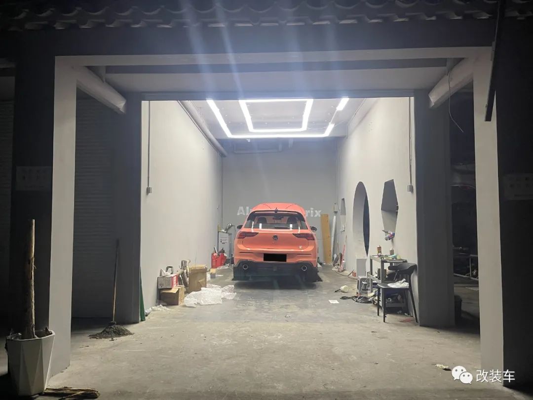 竞技走街范的大众8代高尔夫GTI，上午提车、下午改装