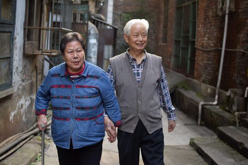 中老年人腿软无力是什么原因,中老年人腿软无力是怎么回事