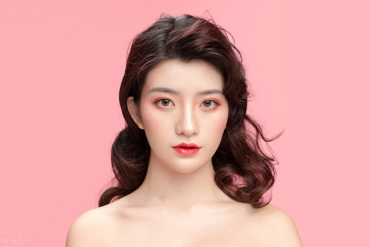 女人身体发臭的原因是什么,女性发臭是什么原因