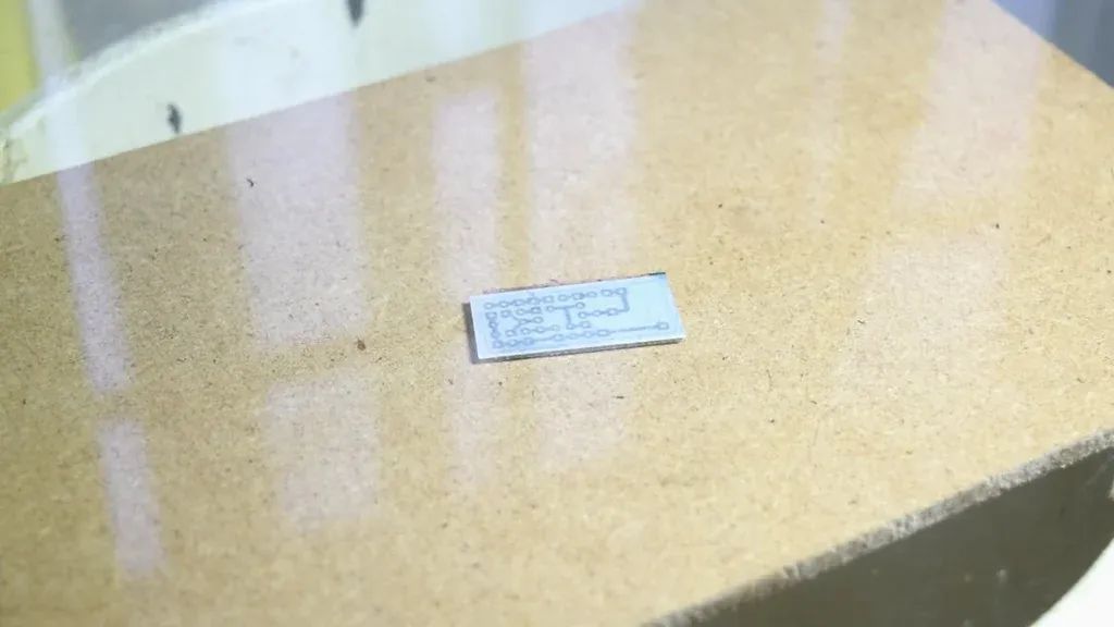 用9v电池做电击器,如何制作短波发射机