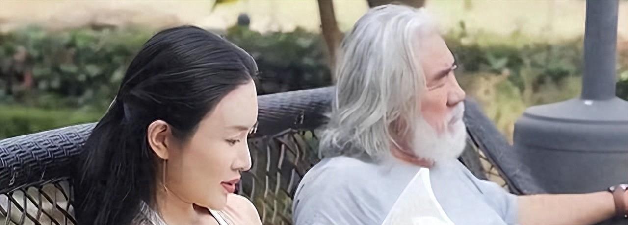 张纪中老婆身材美照,张纪中老婆旧照