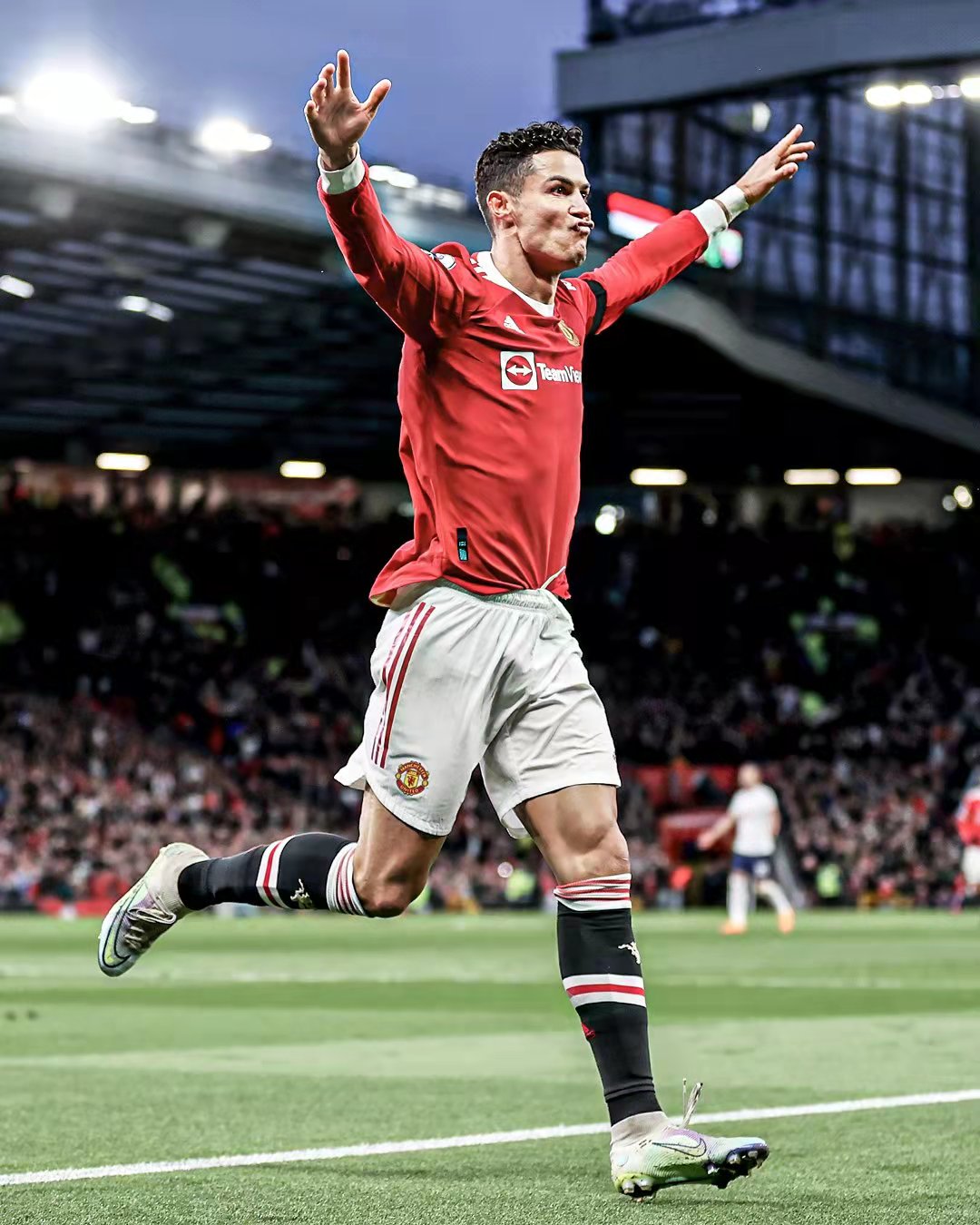 c罗成就梅西,c罗成就莫德里奇