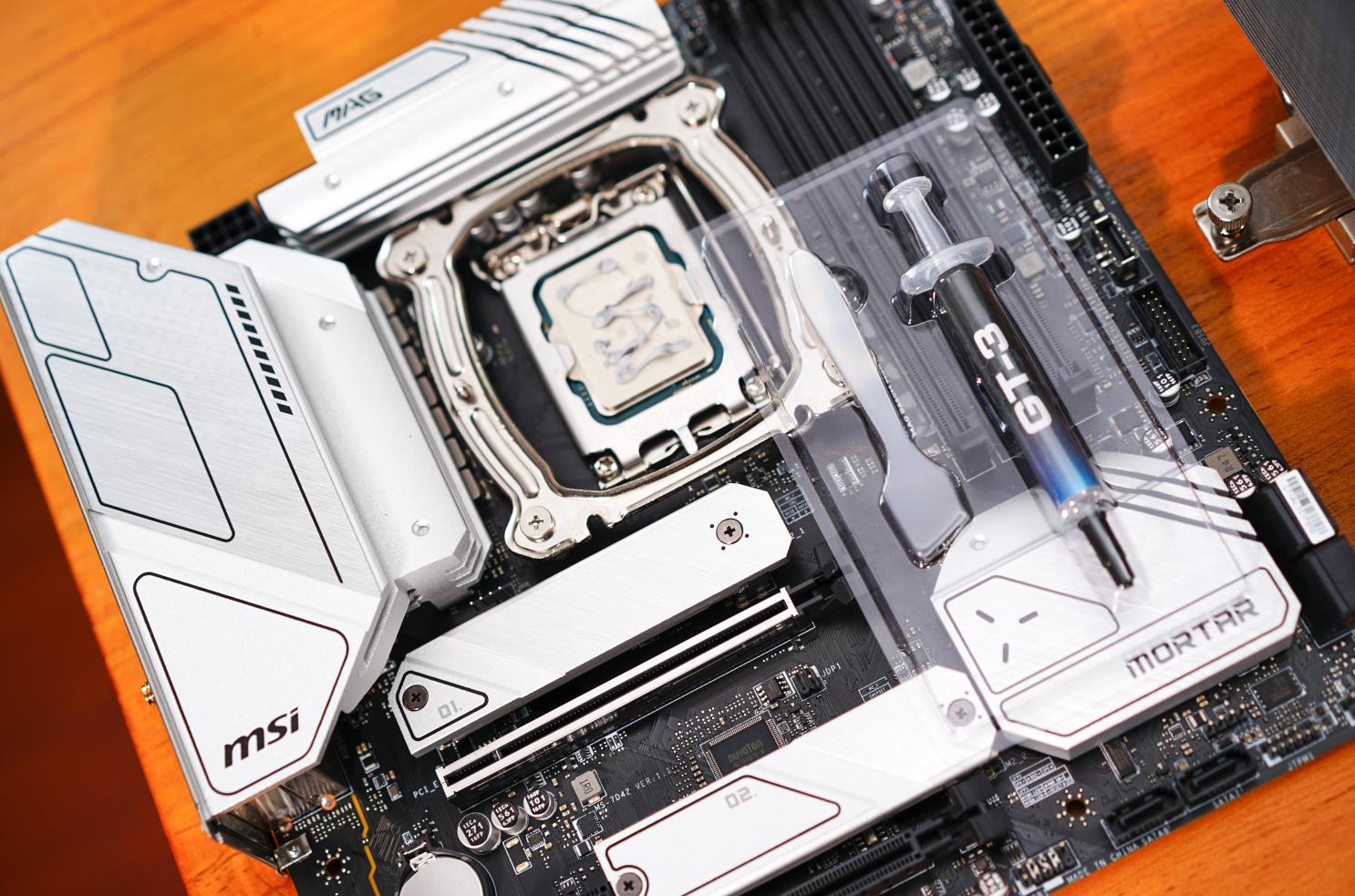 迫击炮b360主板固态散热片,b550迫击炮主板支持pcie4.0固态吗