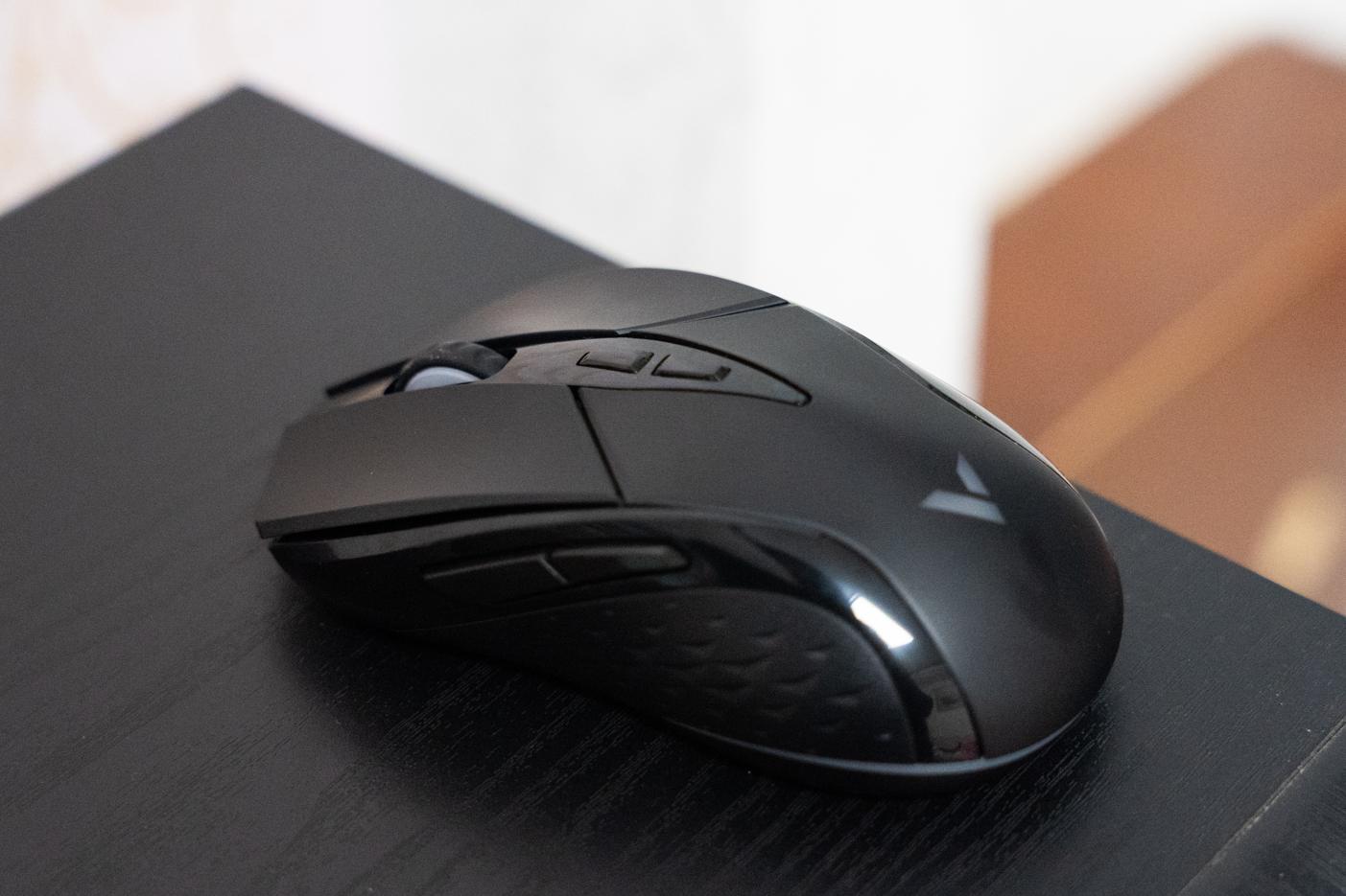 雷柏v30对称式鼠标使用体验,雷柏v30幻彩rgb游戏鼠标详解