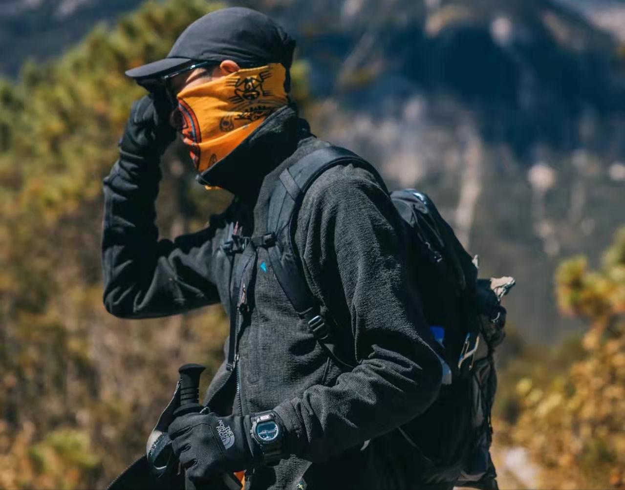 户外徒步的装备怎么用得到,户外徒步登山入门新手需要啥装备