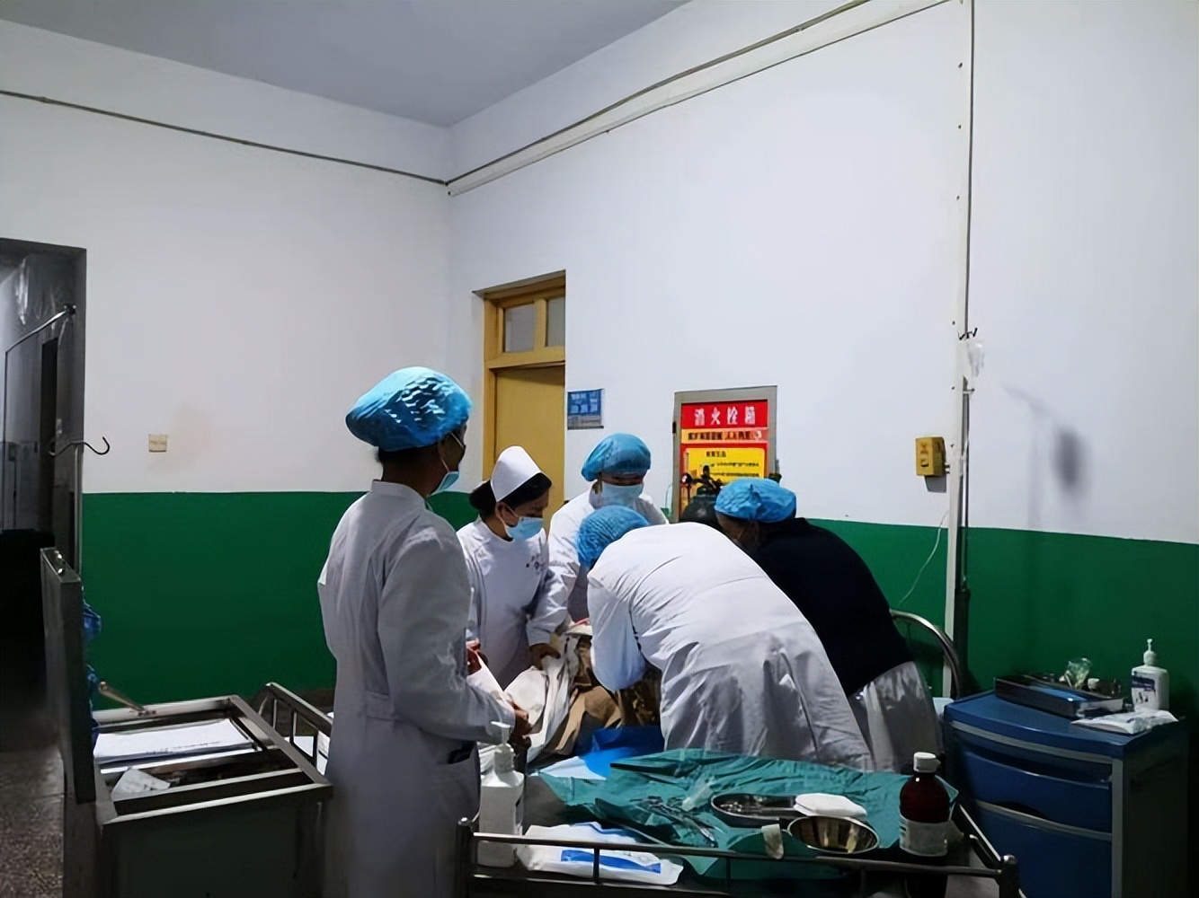 专家总结治疗肛裂的最佳治疗方式,治疗肛裂生肌的药