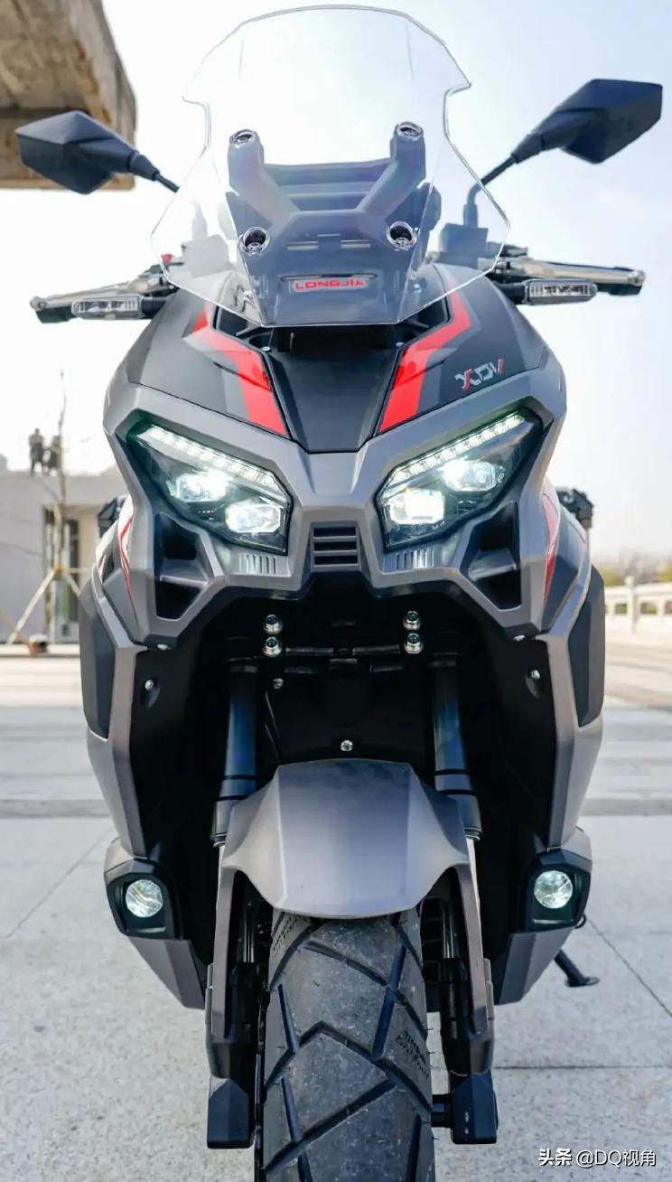 龙嘉新款250踏板评测,龙嘉xdv250踏板摩托车越野