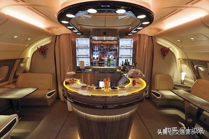 1987年，小伙花25万买一张无限次机票，后来却让航空公司苦不堪言