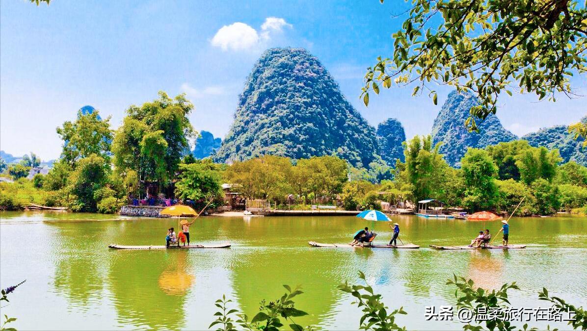 阳朔遇龙河，十里画廊万顷碧水，高山峻岭，美不胜收的山水画廊