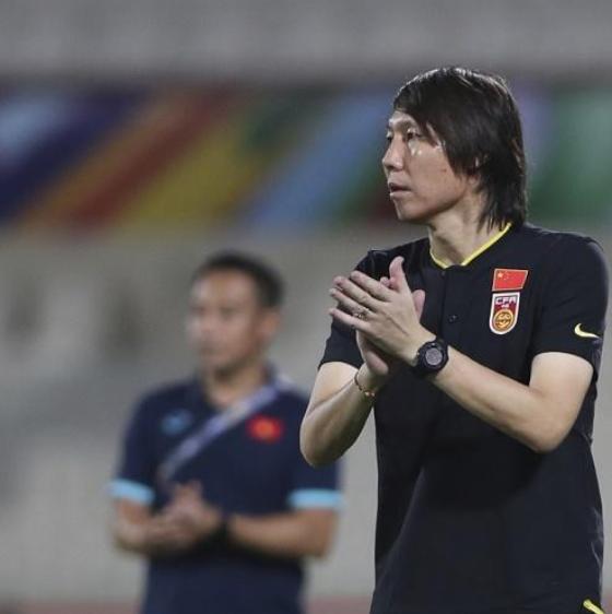 中国男足现任主教练扬科维奇,扬科维奇任国足新主帅